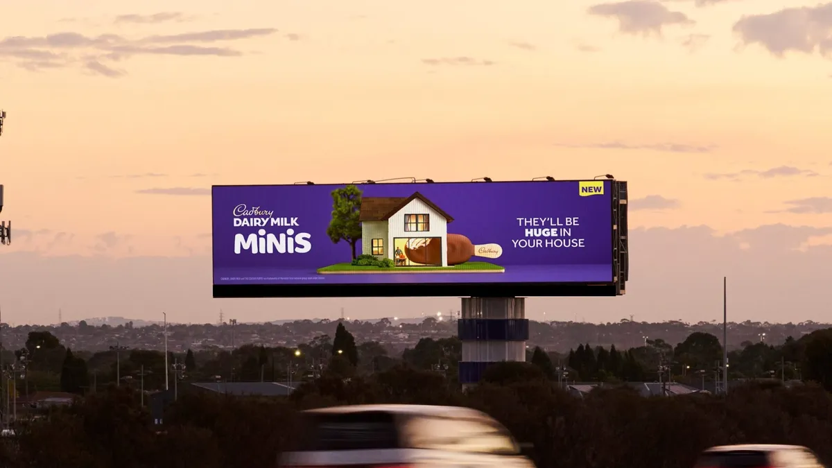 Why Simplicity Wins in Billboard Advertising