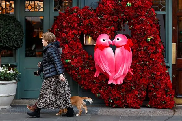 Valentine’s Day Advertising in London: Events, Travel and Creative Ideas