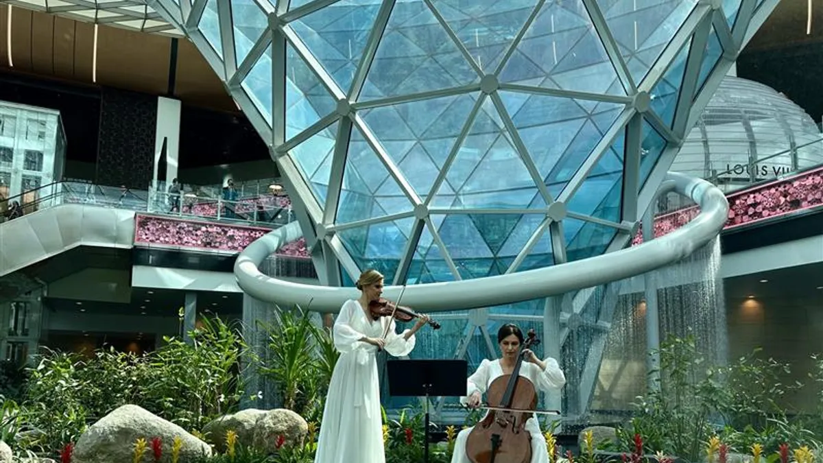 Hamad International Airport Orchard Garden Campaign - Gulf Airport Advertising
