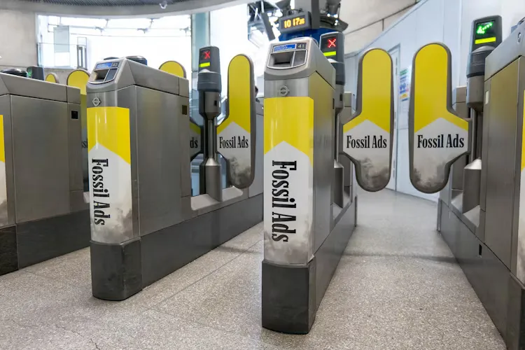 Fossil Ads on the Ticket Gateways