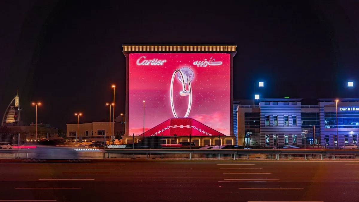 Cartier's Luxurious UAE Showcase - Dubai Advertising