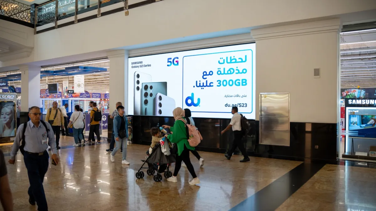 Dubai Mall Advertising - OOH AE
