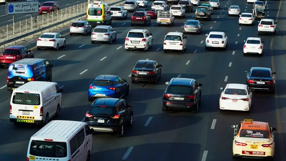 Dubai Taxi Advertising - Advantage of traffic for advertisers