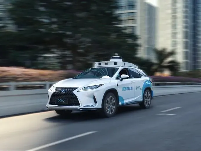 Self-Driving Taxi in Dubai