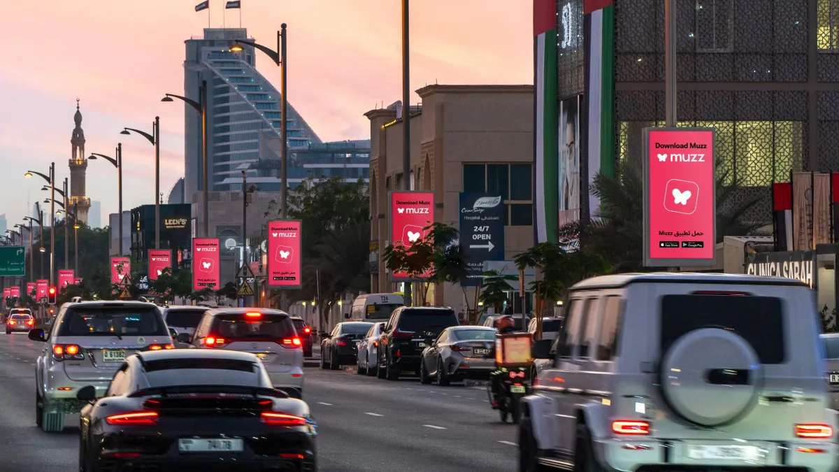 Muzz's OOH Lamppost Advertising in UAE - Dubai Advertising