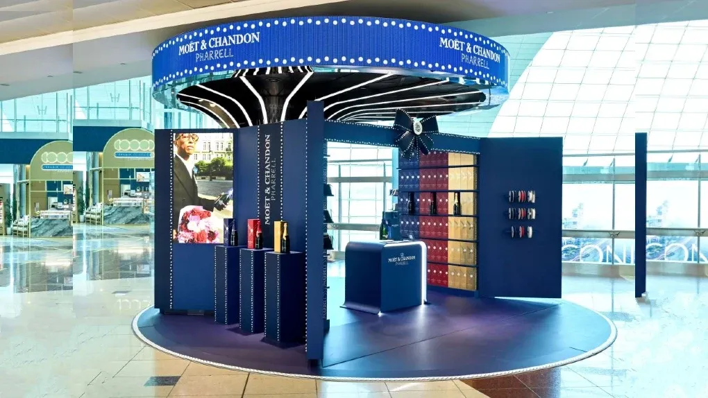 MOET & CHANDON PHARELL Pop Up Advertising in Gulf Airports - Gulf Airport Advertising