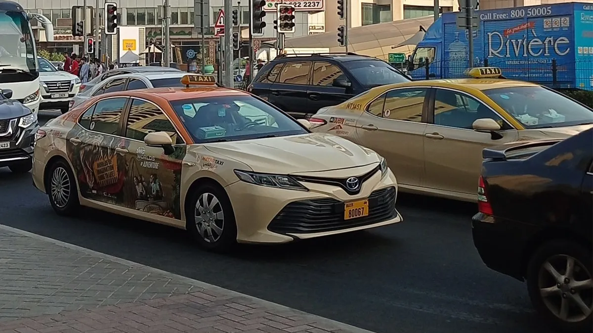 Dubai Taxi Advertising - Advantage of traffic for advertisers