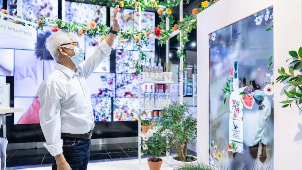 Gamified AR Activation for Brand Advertising at Heathrow - Gulf Airport Advertising