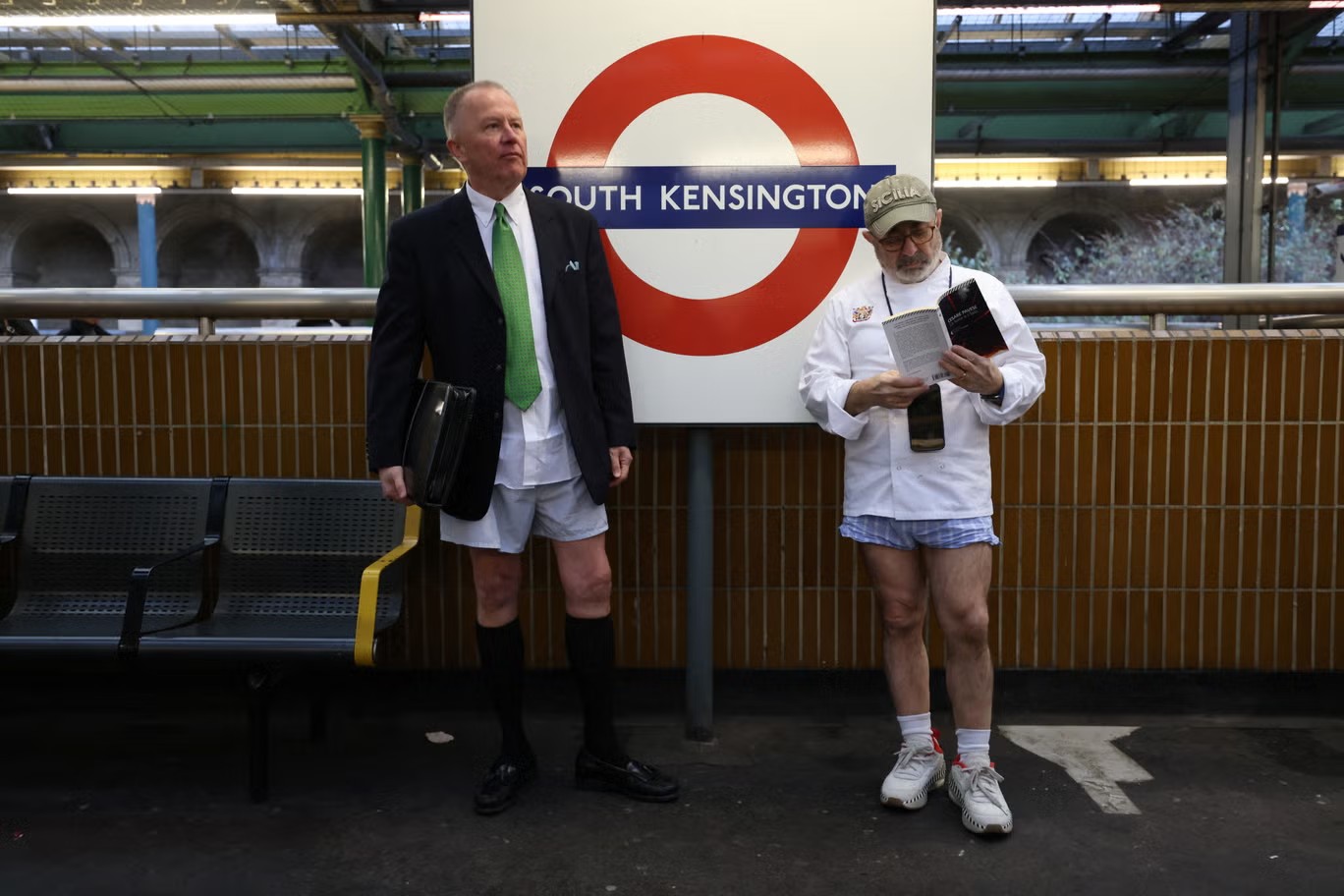 Londoners Ditch Their Trousers: A Midwinter Ride of Fun and Laughter